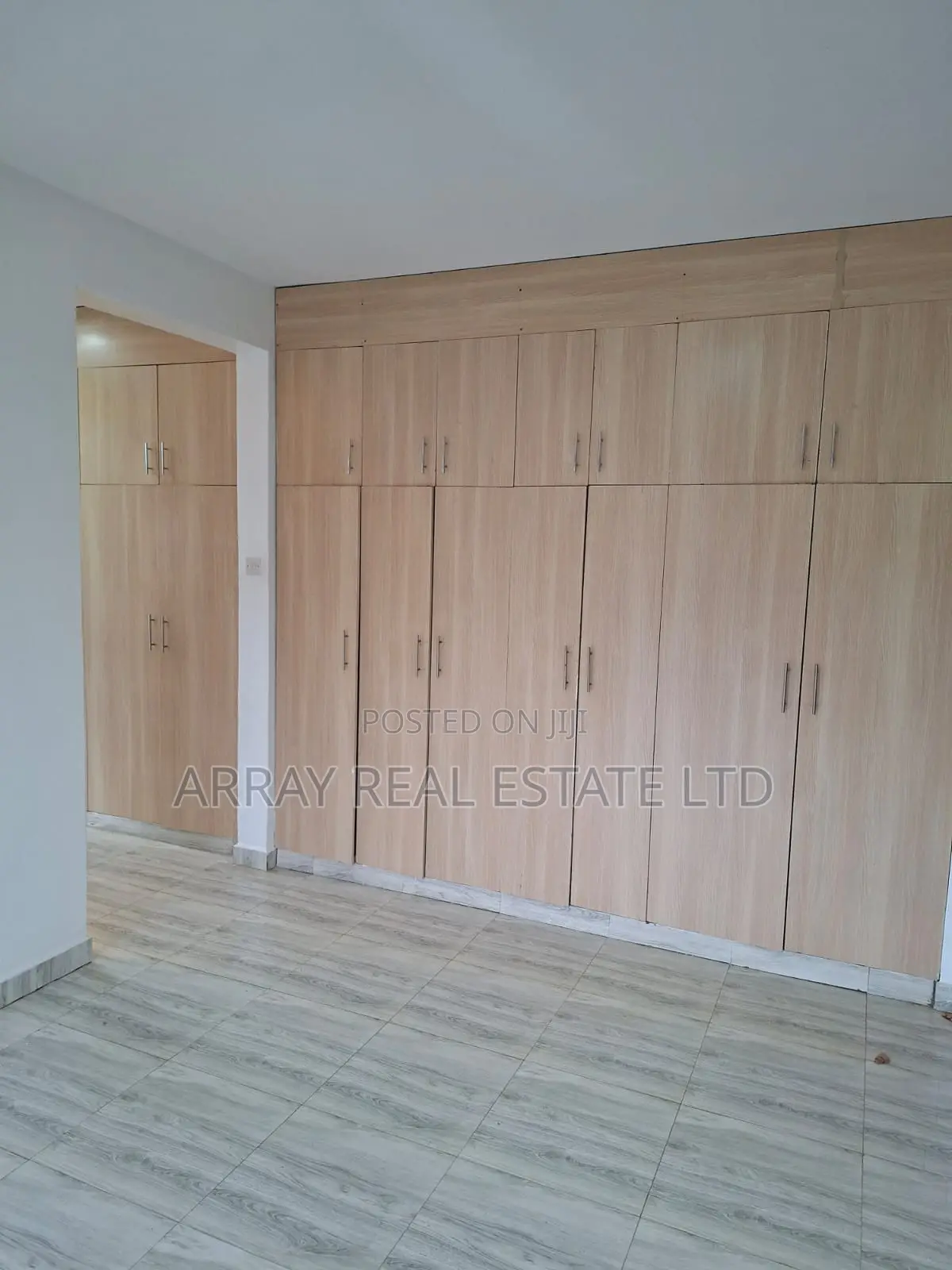 4bdrm Maisonette in 4Br Sitting On 50 X, Karai for sale