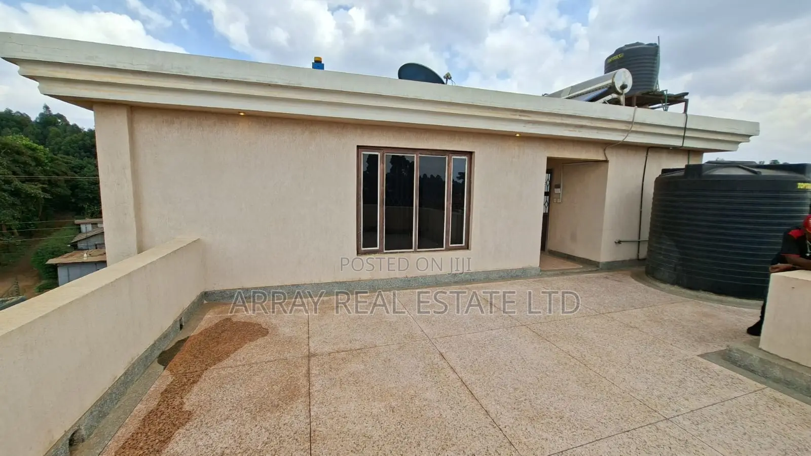 4bdrm Maisonette in 4Br Sitting On 50 X, Karai for sale