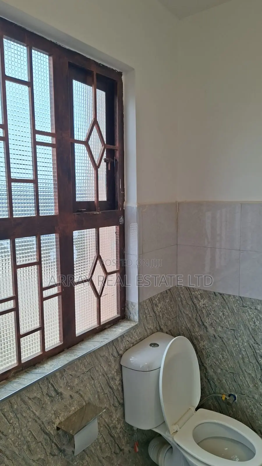 4bdrm Maisonette in 4Br Sitting On 50 X, Karai for sale