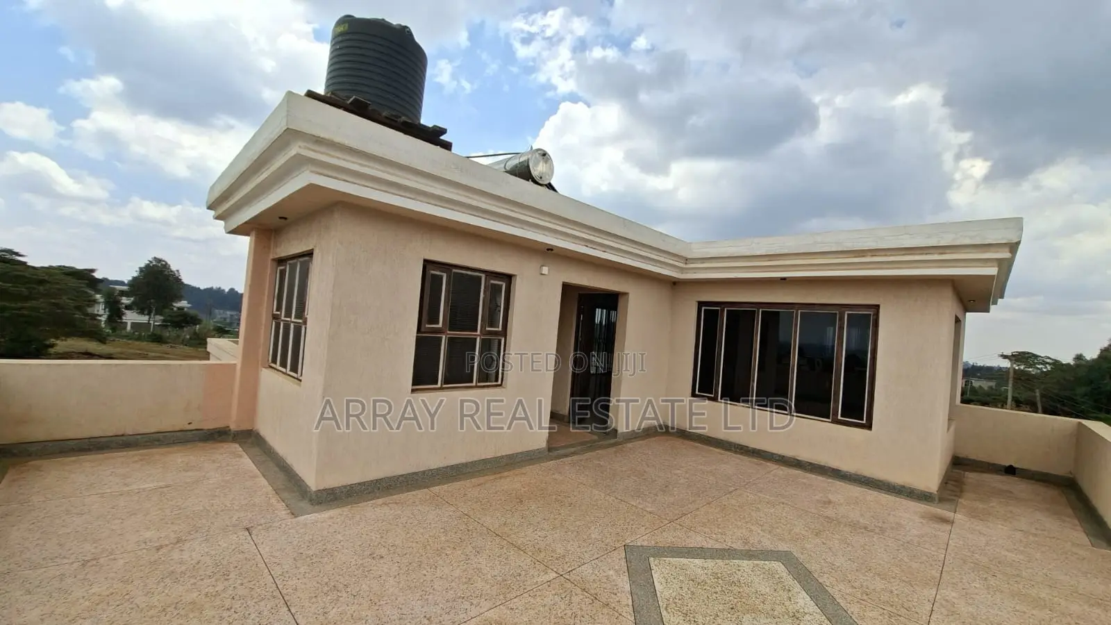 4bdrm Maisonette in 4Br Sitting On 50 X, Karai for sale
