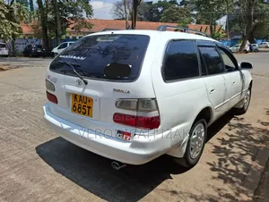 Toyota Corolla 1998 White