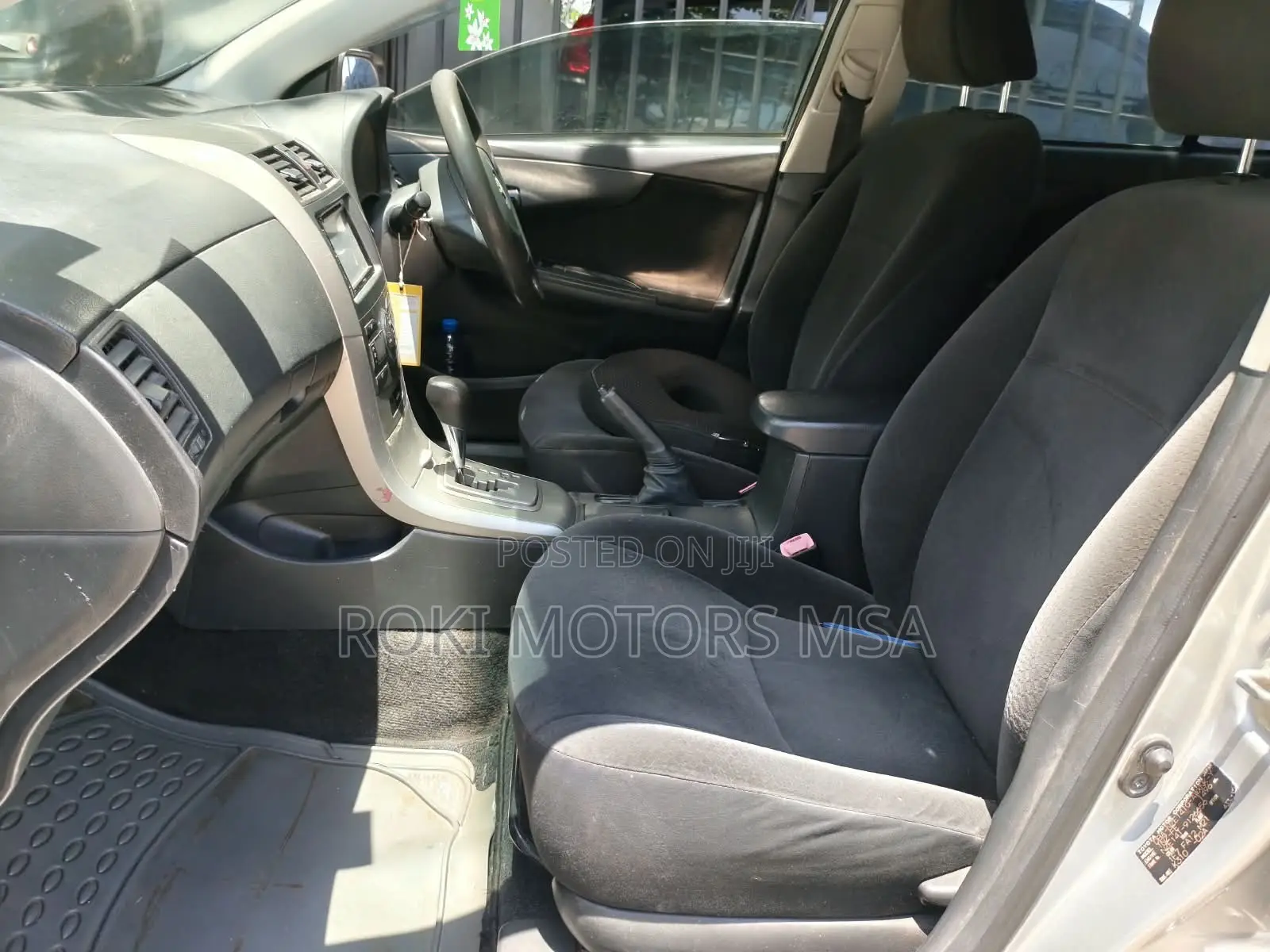 Toyota Corolla Fielder 2010 Silver