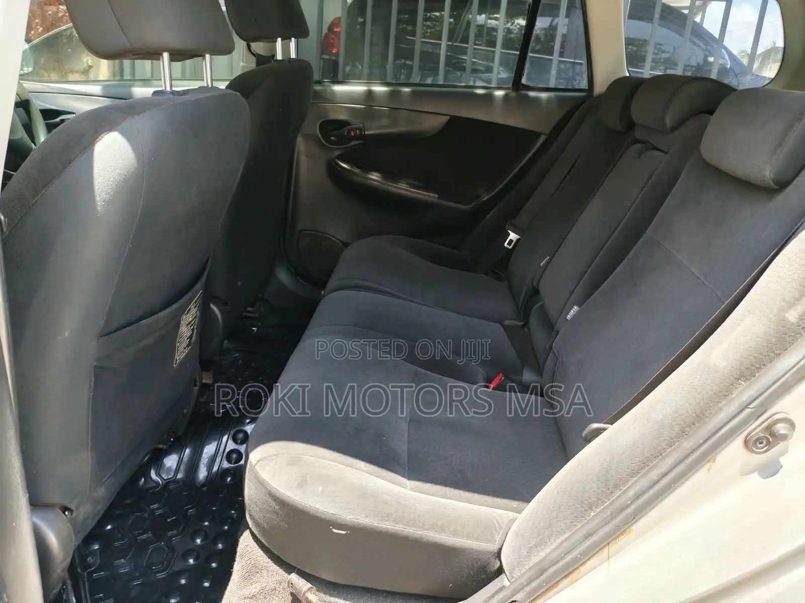 Toyota Corolla Fielder 2010 Silver