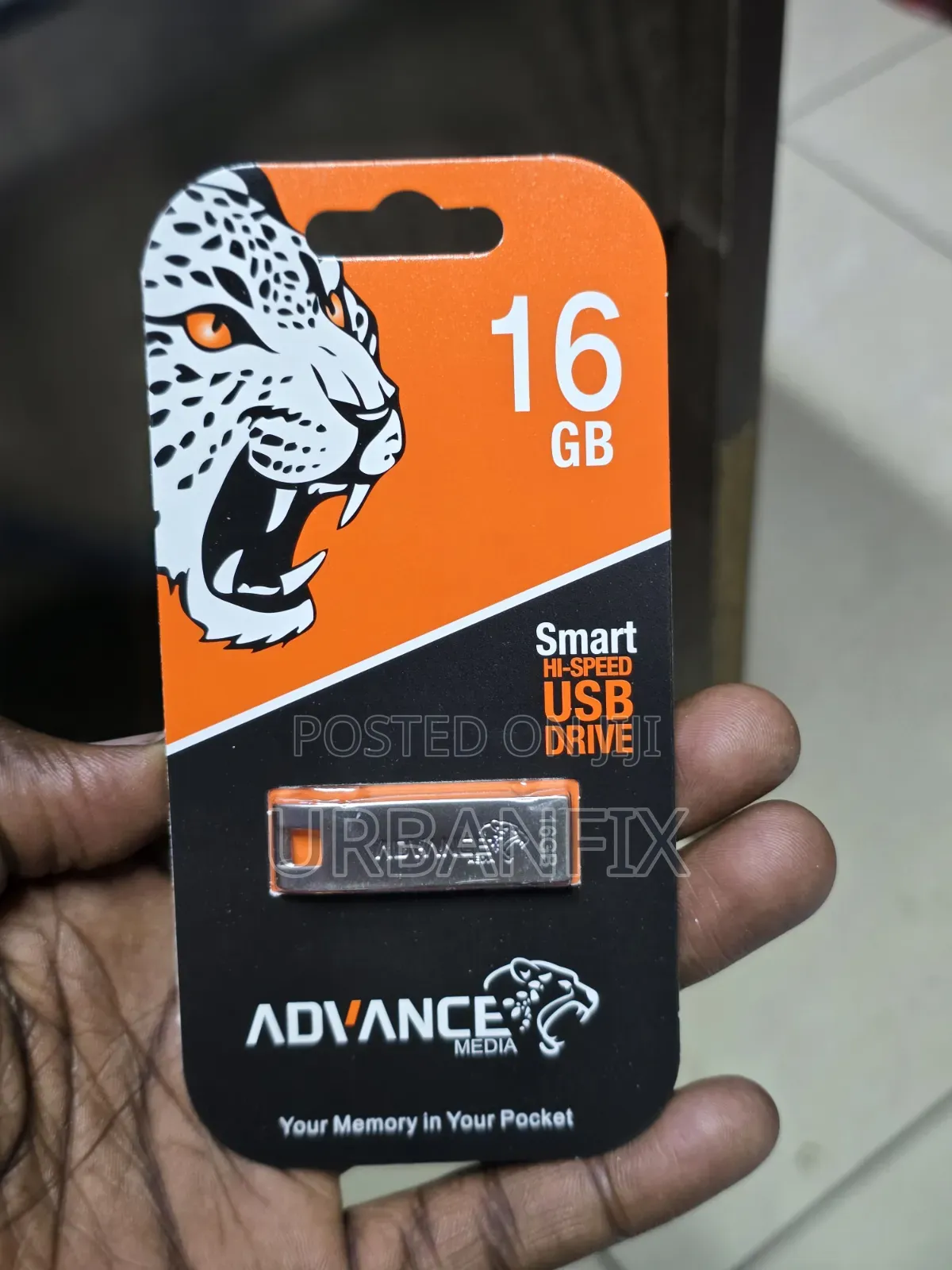 16GB Quality Advance Flash Drives With High Speed- Silver