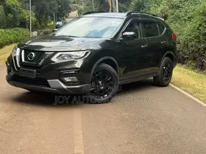 Nissan X-Trail 2019 Green