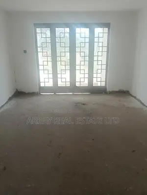4bdrm Maisonette in 4Br All Ensuite, Karai for sale