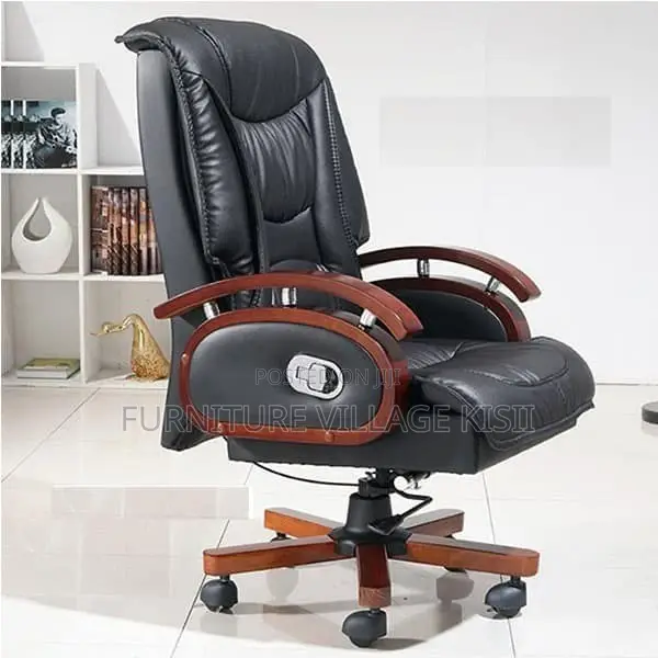 Office Chair; Executive Leather Directors Chair