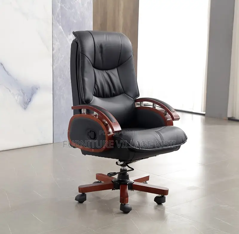 Office Chair; Executive Leather Directors Chair
