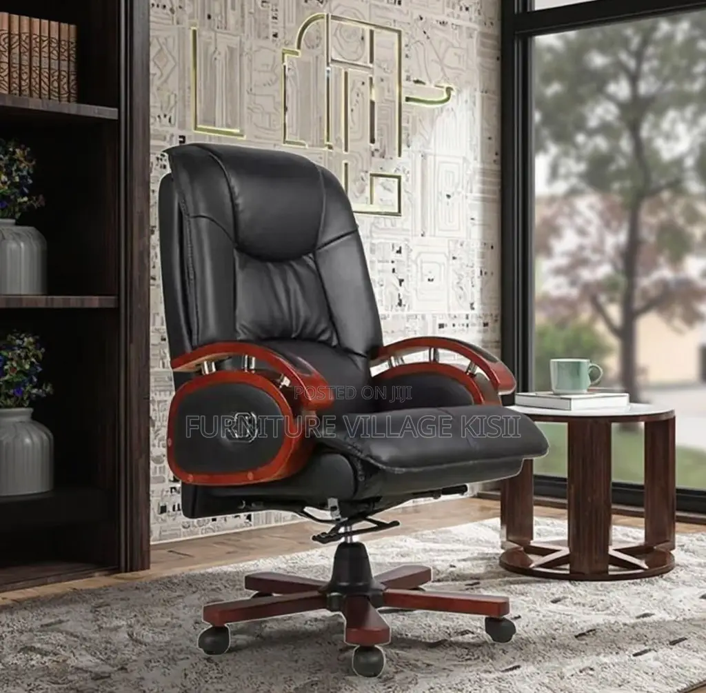 Office Chair; Executive Leather Directors Chair