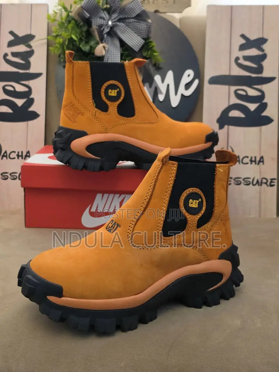 Cat High Cut Boot