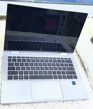 Laptop HP EliteBook 830 G8 16GB Intel Core i7 SSD 512GB