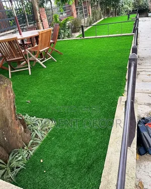10mm Thick,Soft and Reliable Artificial Green Grass Carpet