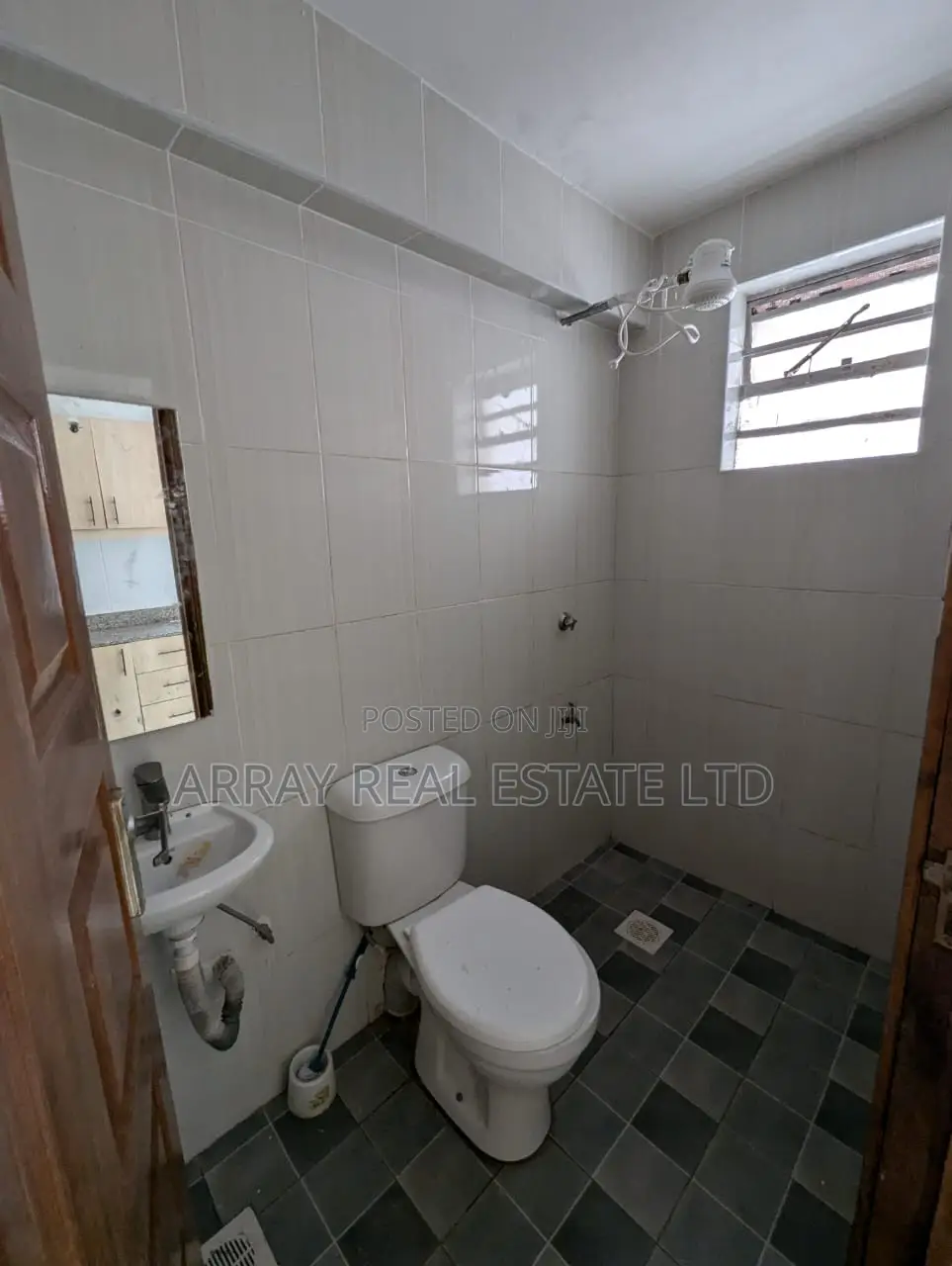 1bdrm Block of Flats in Block Of Bedsitters, Seasons Estate for sale