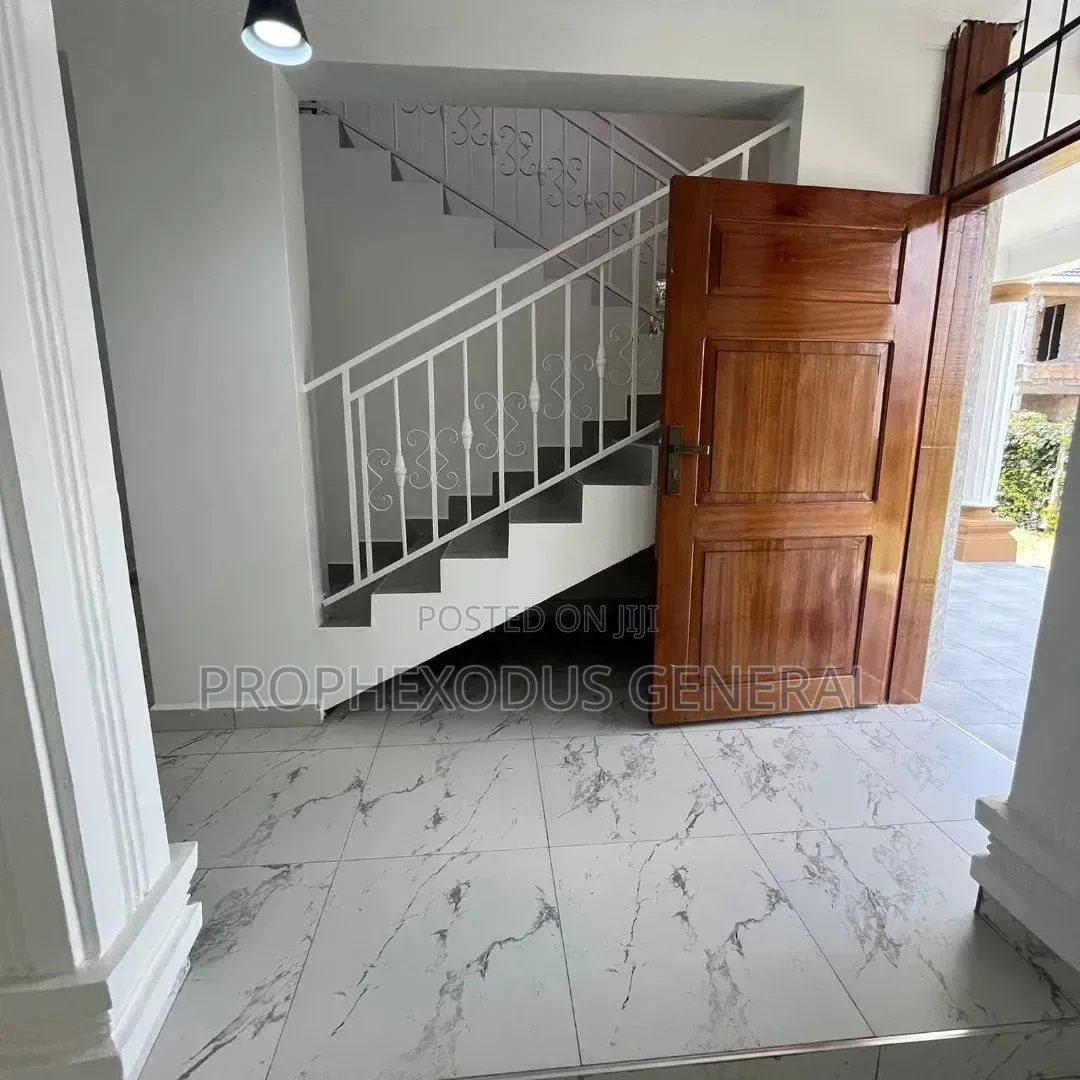 4bdrm Maisonette in Rimpa for sale