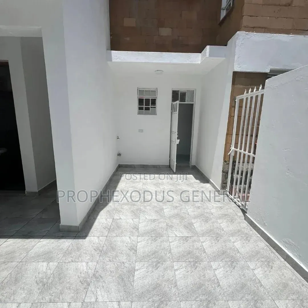 4bdrm Maisonette in Rimpa for sale