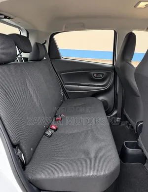 Toyota Vitz 1.5 FWD Hybrid 5dr 2019 Off white