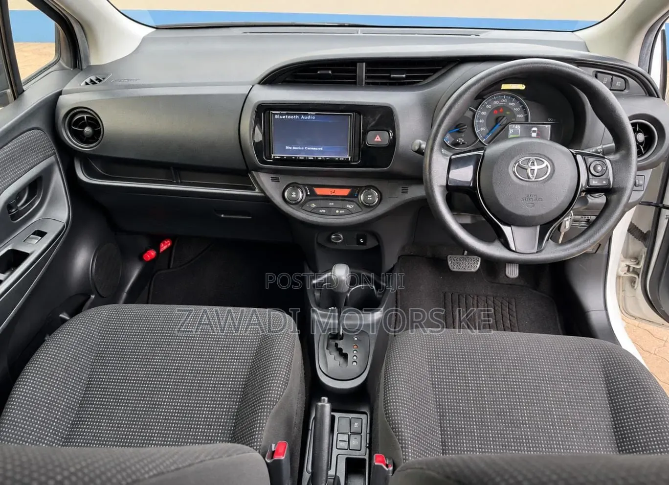 Toyota Vitz 1.5 FWD Hybrid 5dr 2019 Off white