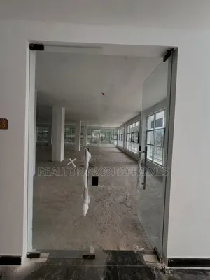 Premium Grade a Office Space |
(From 3,000 to 50,000 Square Feet)