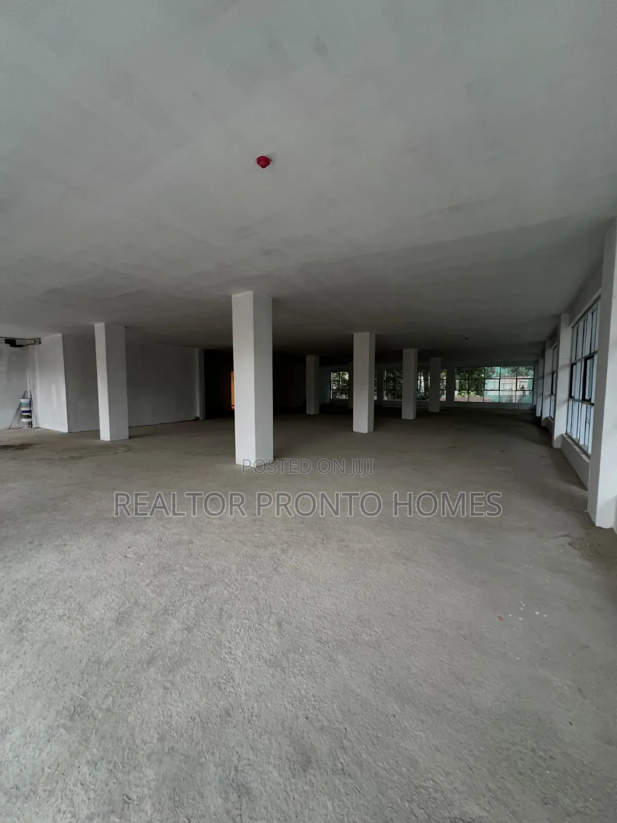 Premium Grade a Office Space |
(From 3,000 to 50,000 Square Feet)