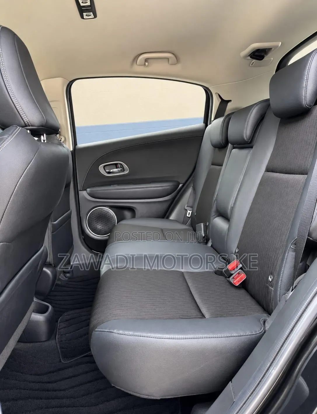 Honda Vezel 1.5 Hybrid 2WD 2019 Black