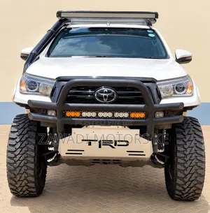 Toyota Hilux Revo Double Cab Deisel 2.4 AWD 2019 White