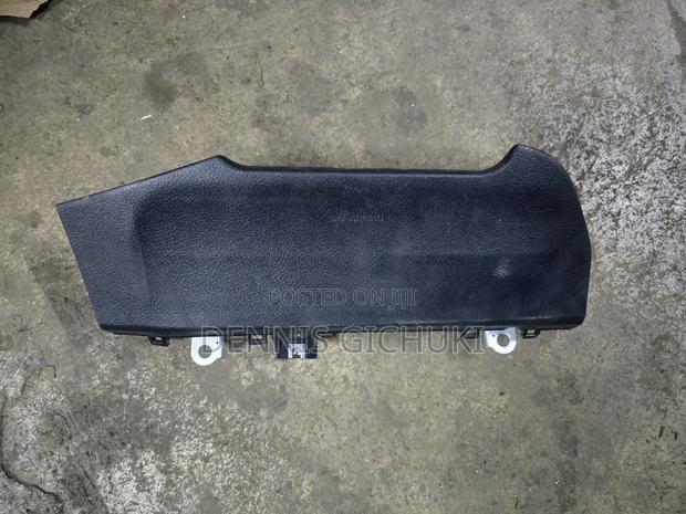 Knee Airbag Hilux Revo / Fortuner