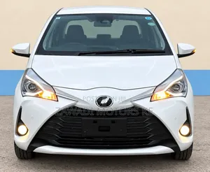 Toyota Vitz 1.3 FWD 5dr 2019 White