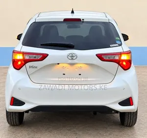 Toyota Vitz 1.3 FWD 5dr 2019 White