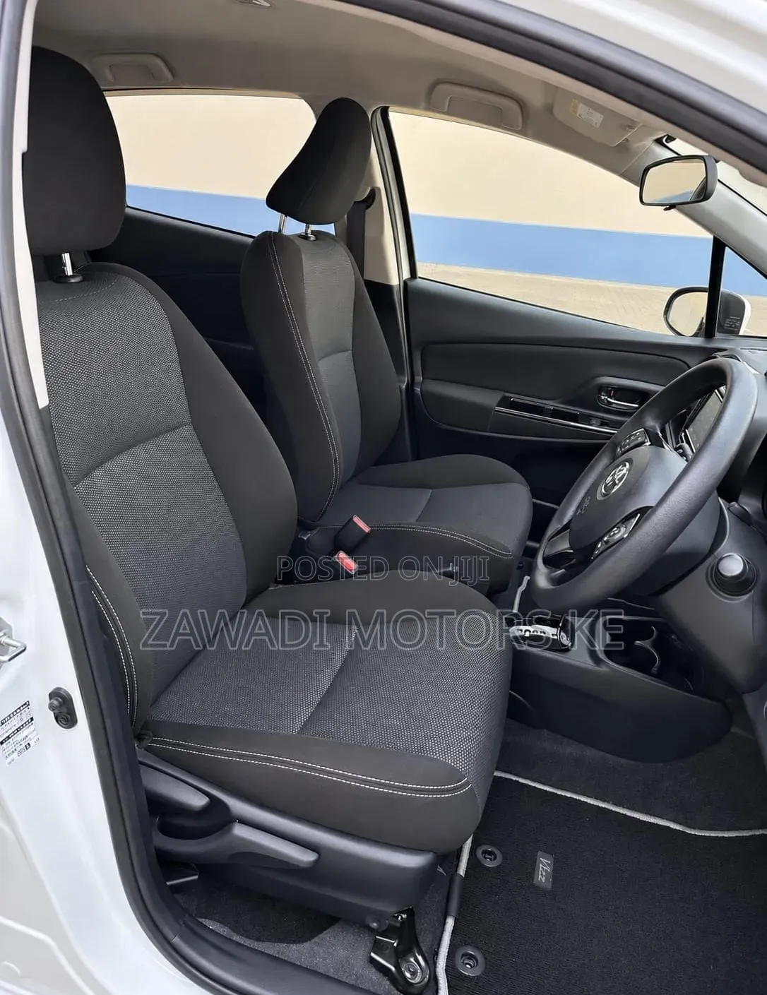 Toyota Vitz 1.3 FWD 5dr 2019 White