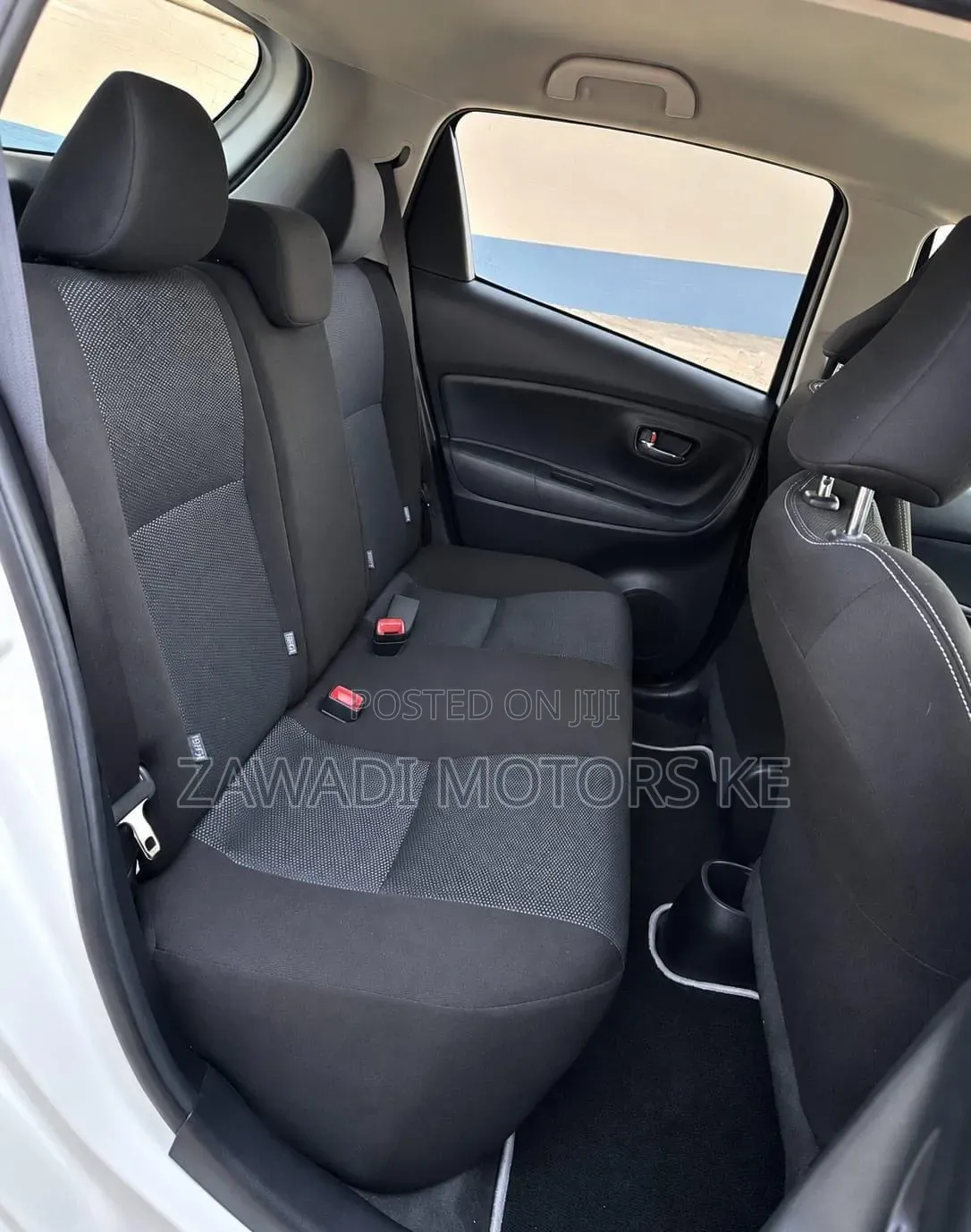 Toyota Vitz 1.3 FWD 5dr 2019 White