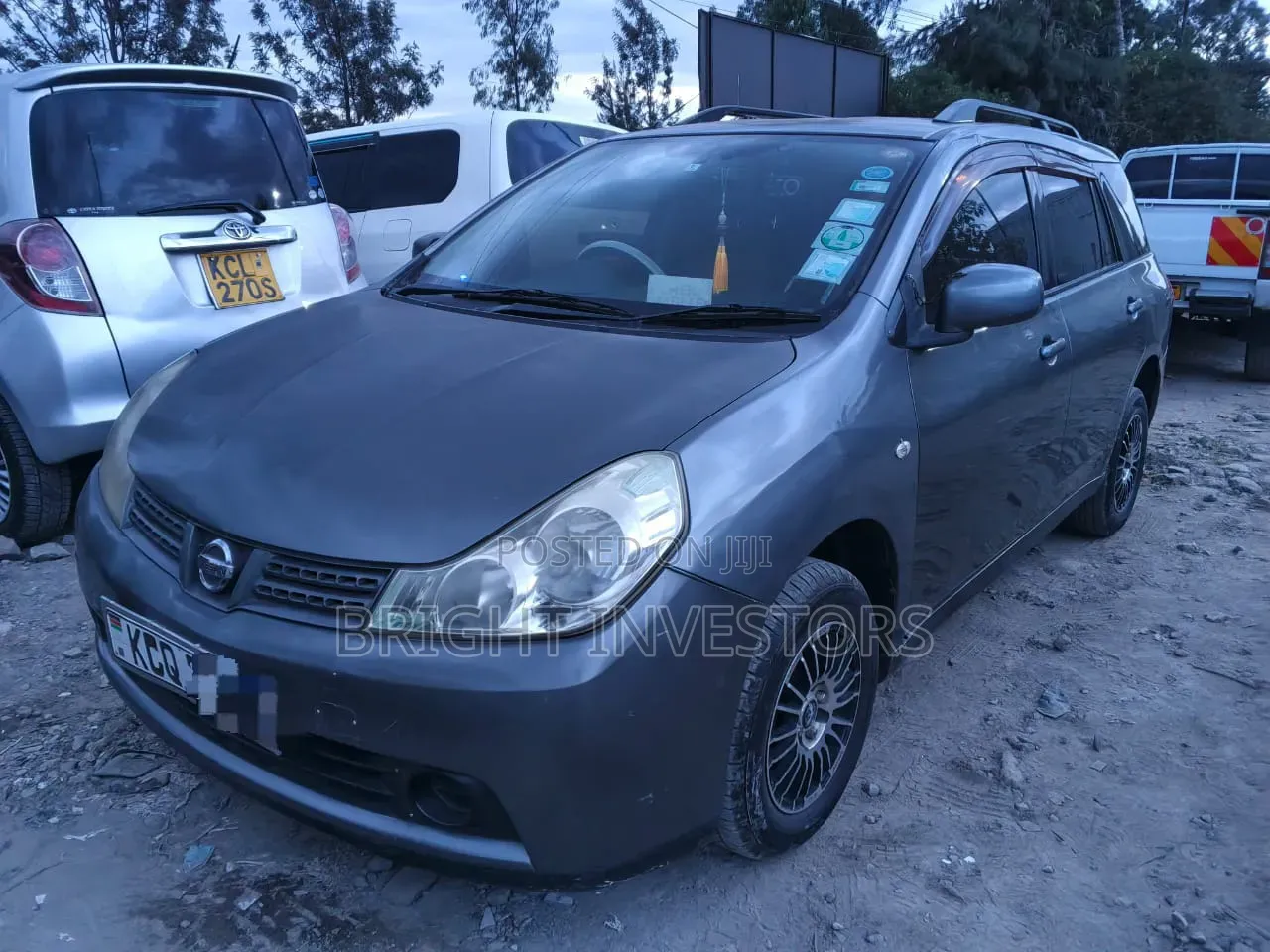 Nissan Wingroad 2012