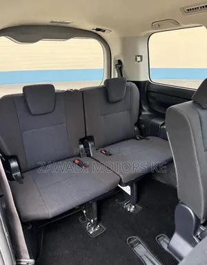Toyota Voxy X 2WD 8-Seater 2019 White