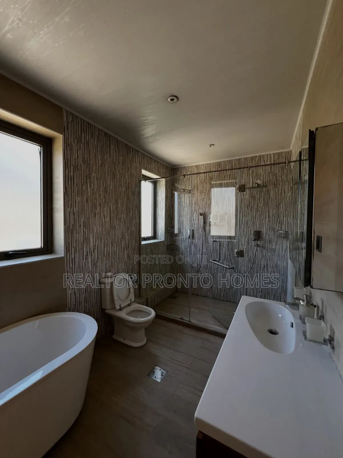 4bdrm Townhouse/Terrace in Kileleshwa for sale