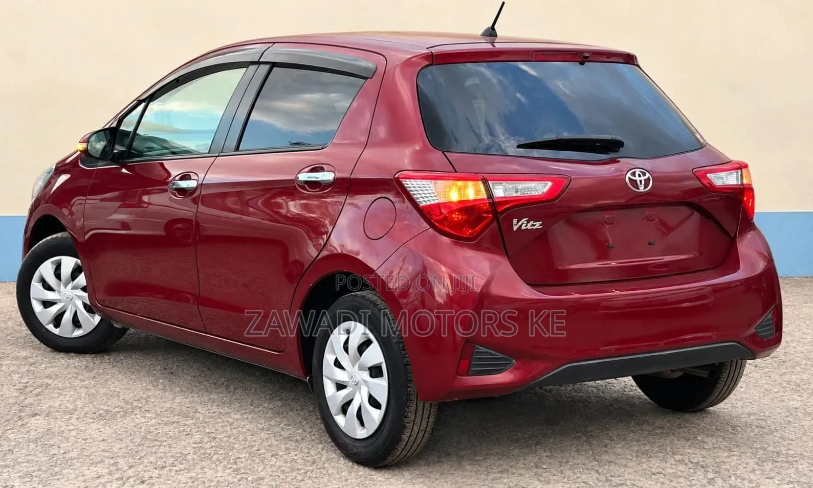 Toyota Vitz 1.0 FWD 5dr 2019 Red