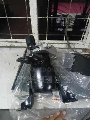 Mazda Demio De Engine Mount