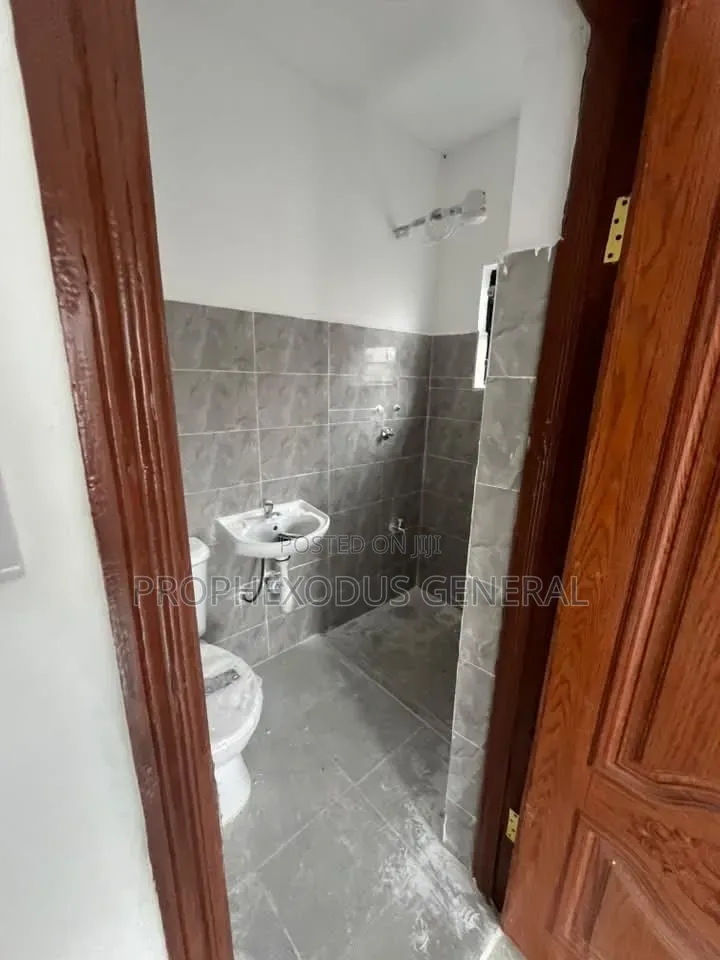 4bdrm Bungalow in Matasia for sale