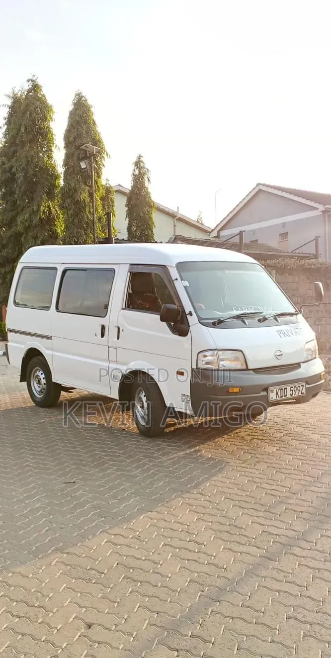 Nissan Vanette 2014 White