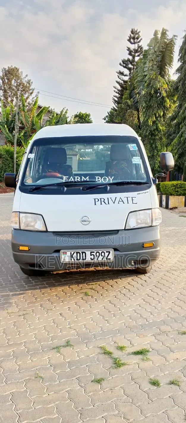 Nissan Vanette 2014 White
