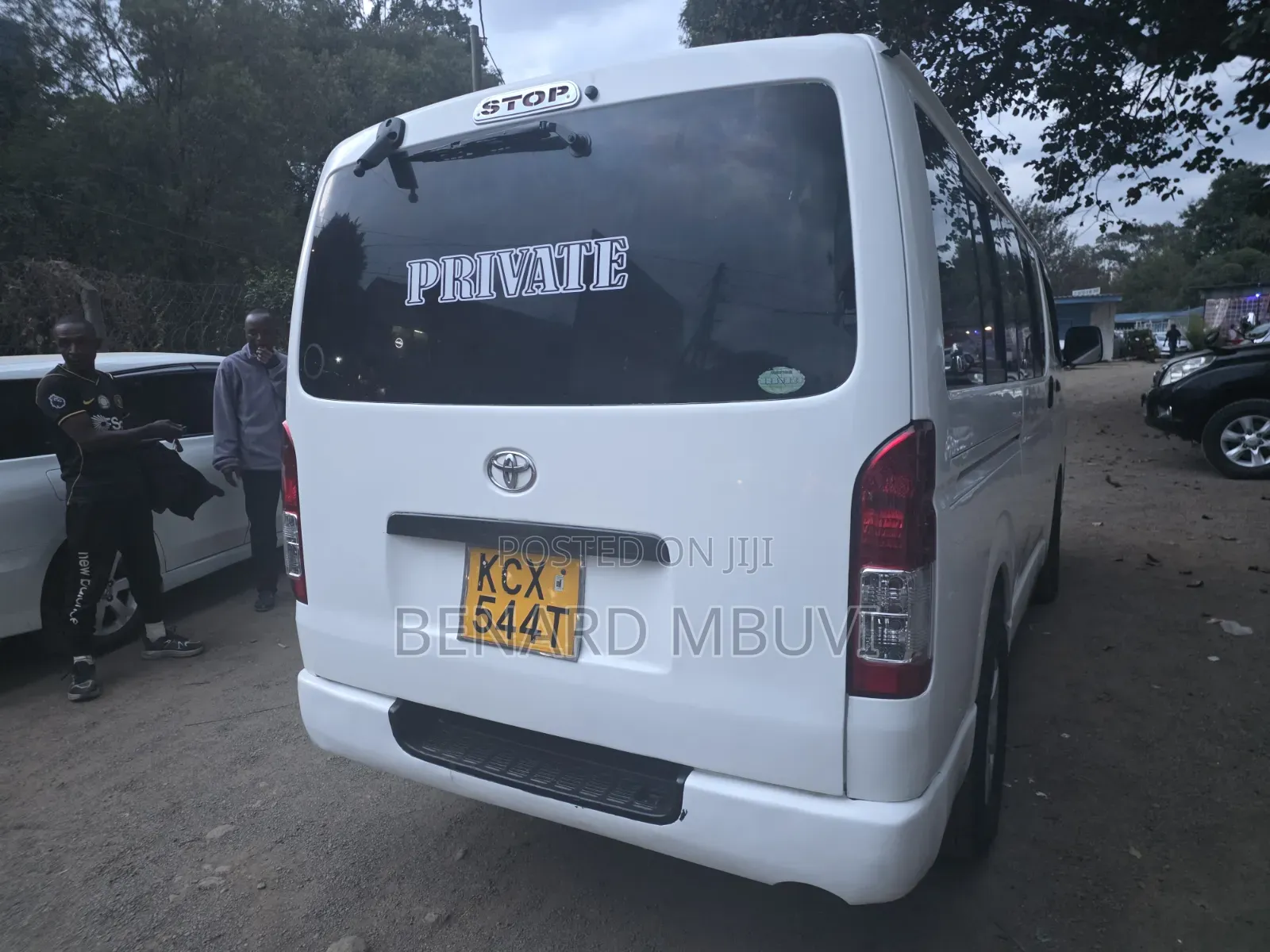 Toyota HiAce 2014 White