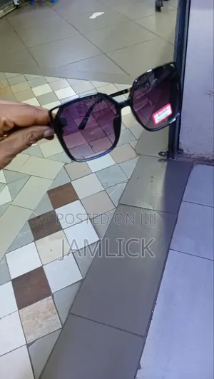 Black Ladies Sunglasses