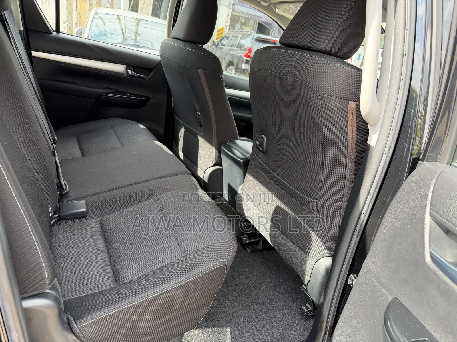 Toyota Hilux Revo Double Cab Deisel 2.4 AWD 2021 Black