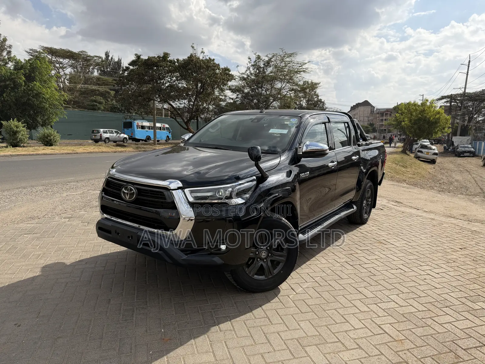 Toyota Hilux Revo Double Cab Deisel 2.4 AWD 2021 Black