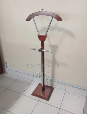Office Coat Hanger : Modern Wooden Office Coat Hanger Stand