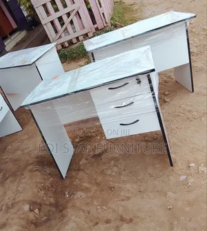 Qulity Office Desk