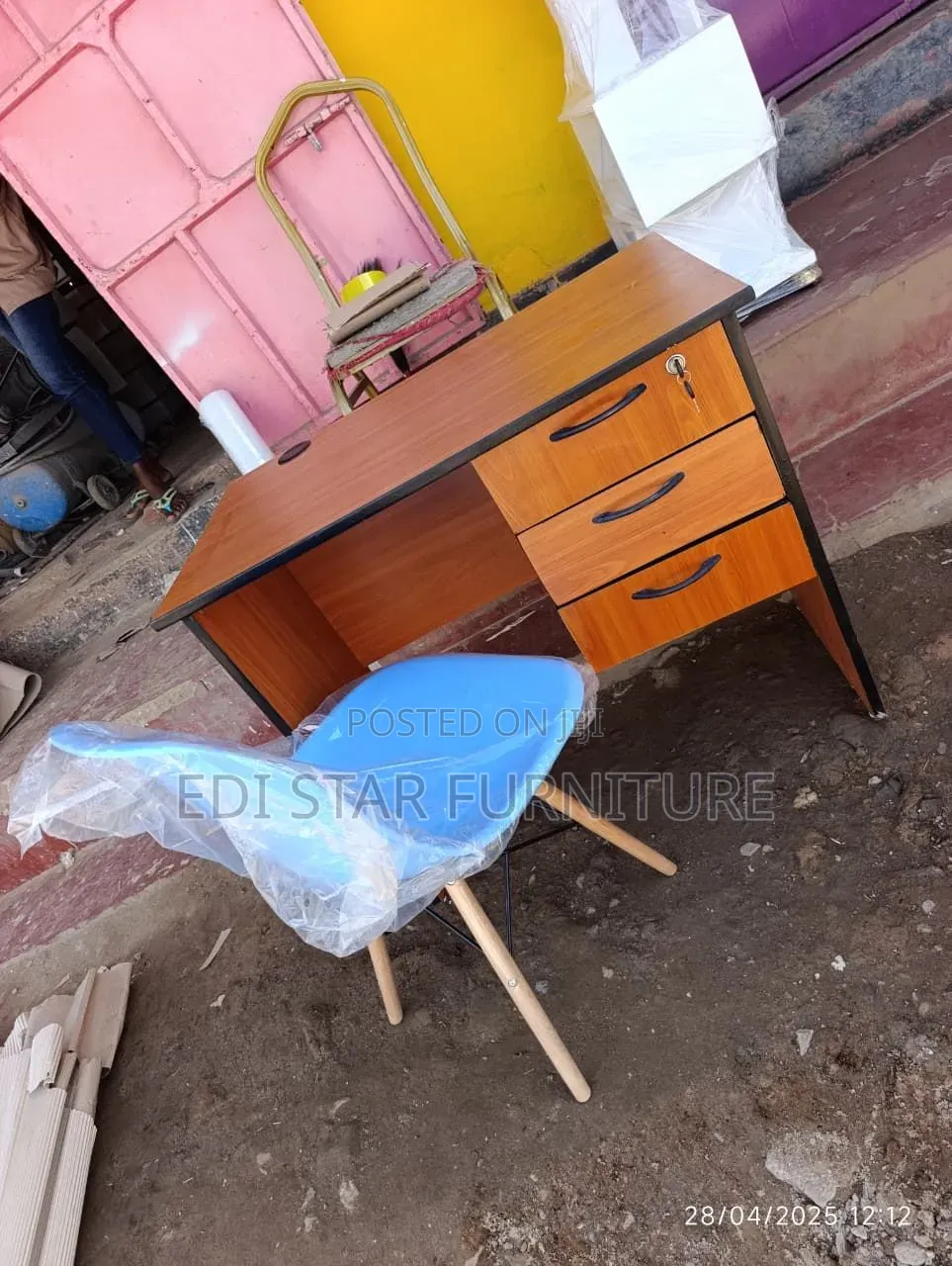 Qulity Office Desk