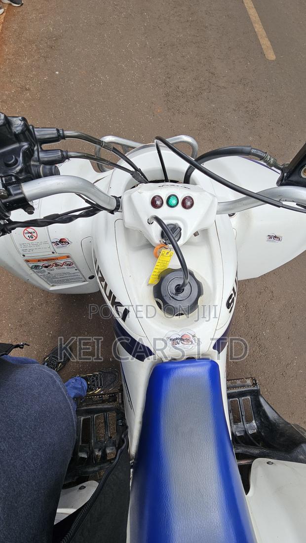 Suzuki 2007 White - thumbnail 10