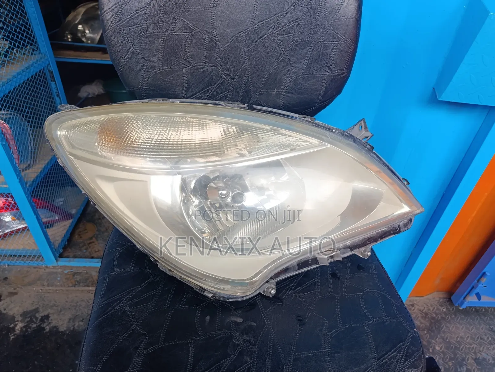 Solio 2011-2014 Non-Xenon Headlight