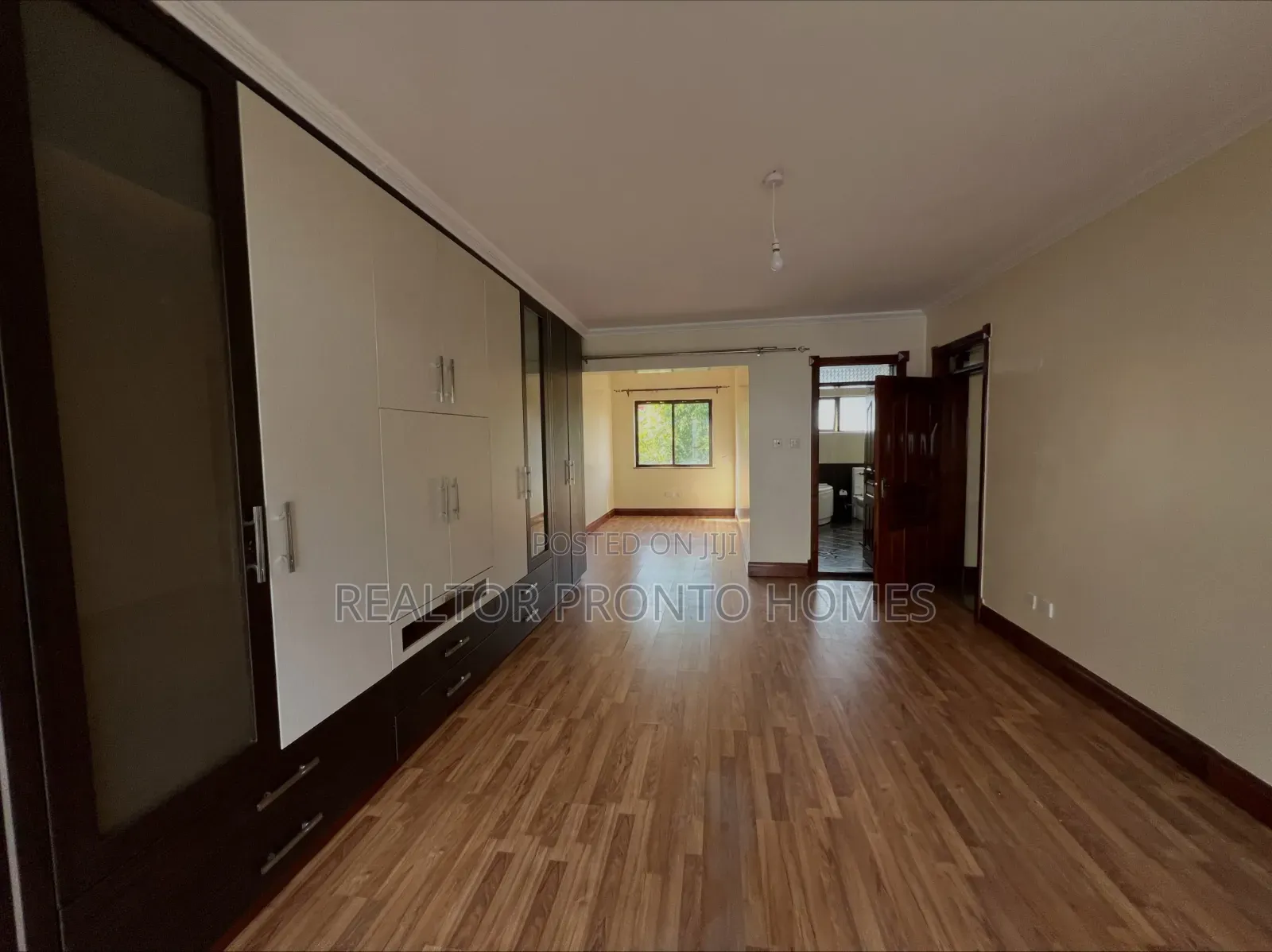 4bdrm Townhouse / Terrace in Westlands, Raphta Road Area for rent