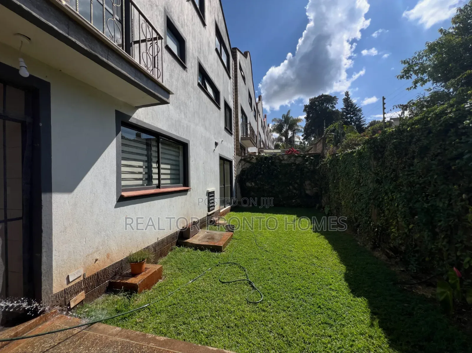 4bdrm Townhouse / Terrace in Westlands, Raphta Road Area for rent
