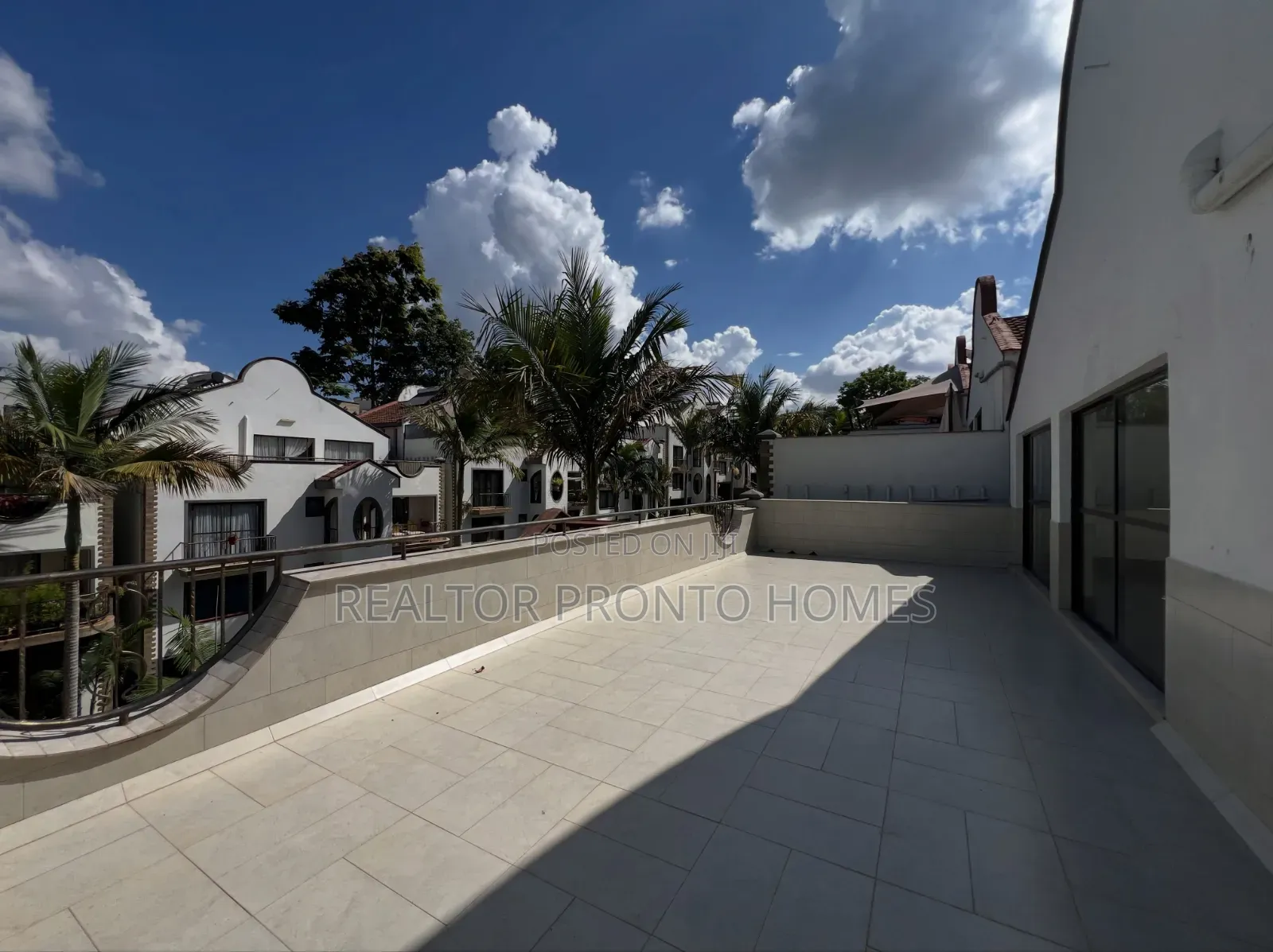4bdrm Townhouse / Terrace in Westlands, Raphta Road Area for rent
